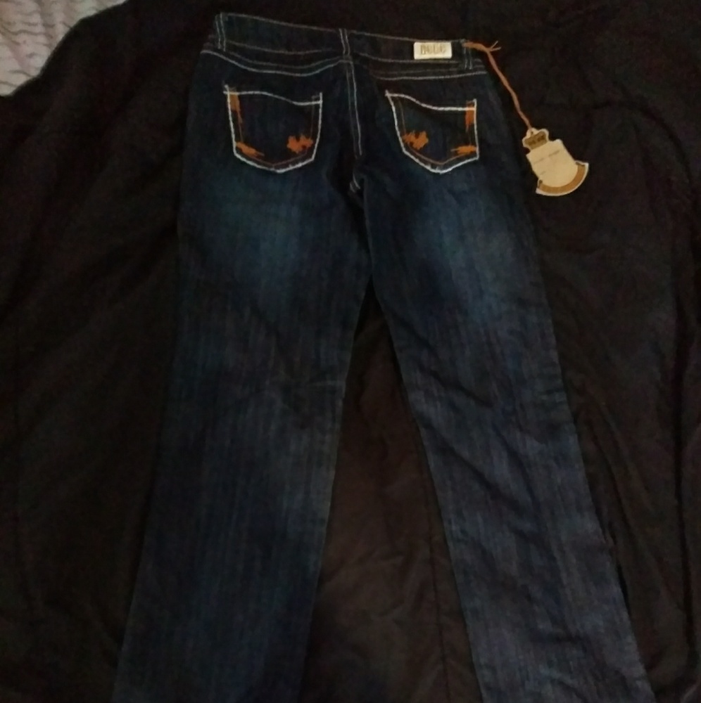 B.B JEANS